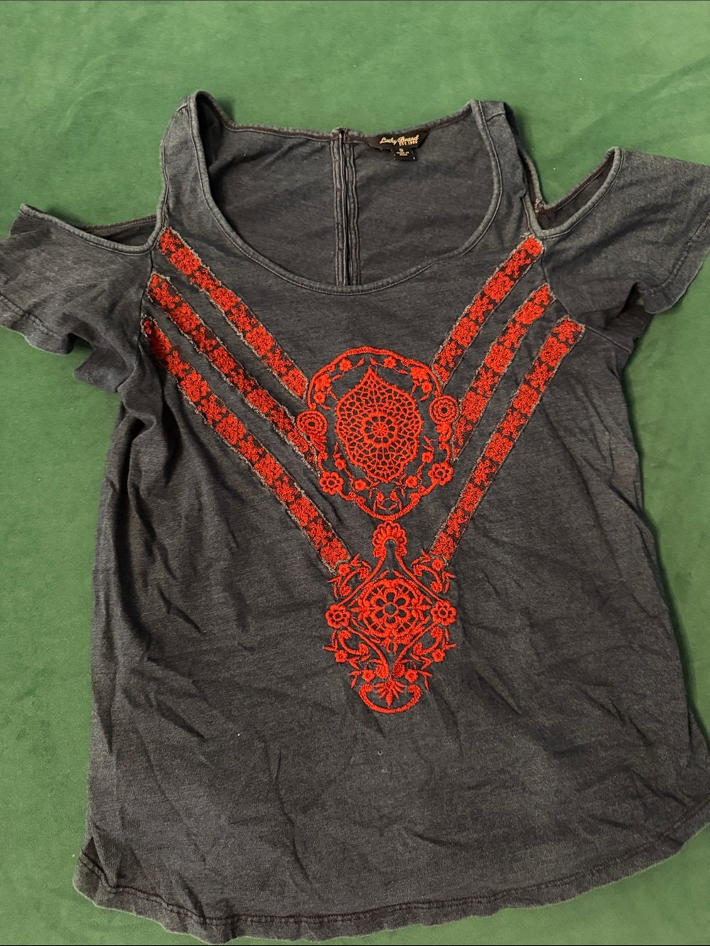 Lucky Brand Charcoal Cold-Shoulder Tee with Red Embroidery
